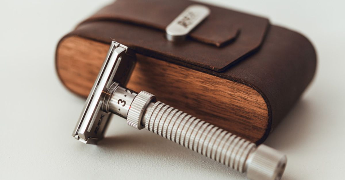 A Look at What Makes Vintage Safety Razors So Popular